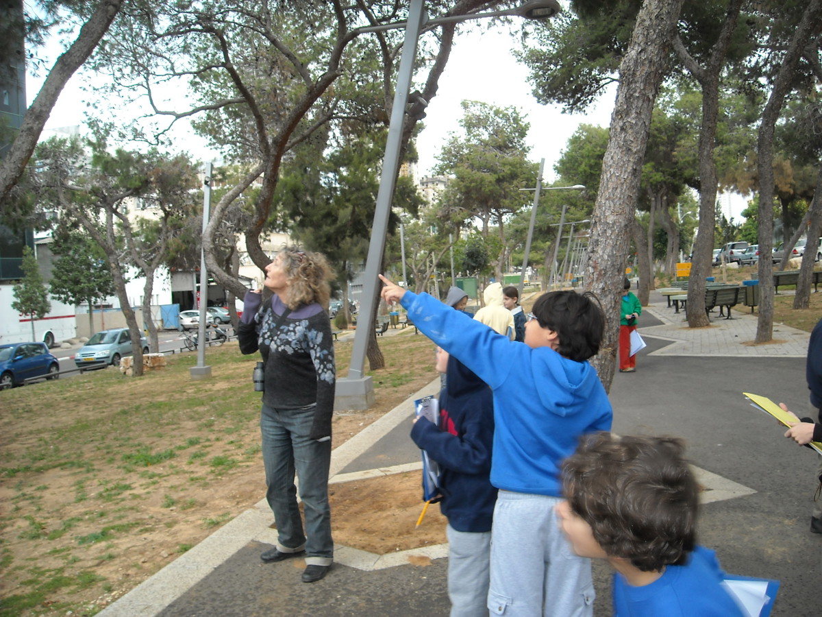 ילדי בית הספר בלוך בתא צילמה לורן טלית.JPG